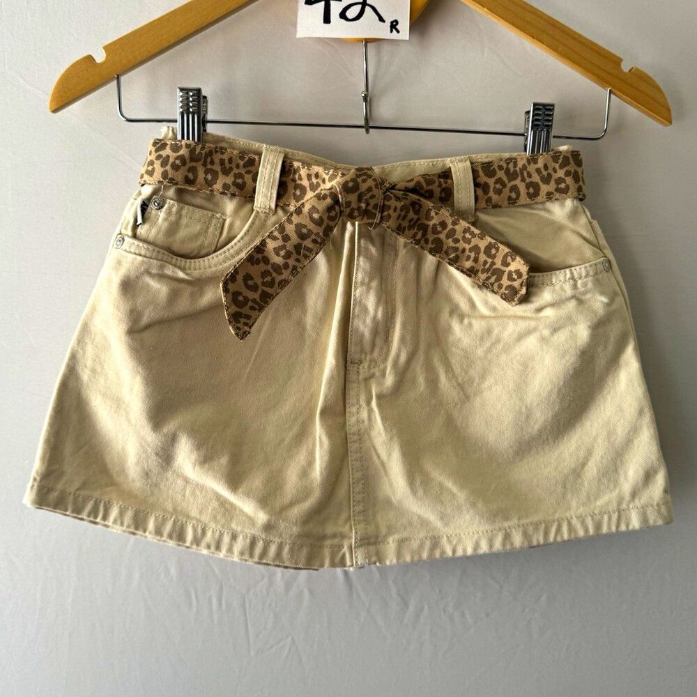 DKNY Girls Size 10 Beige Denim Shorts Leopard Print Belted Waist Button Cotton